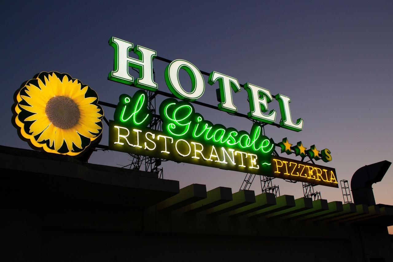 Hotel Il Girasole Бова-Марина Экстерьер фото