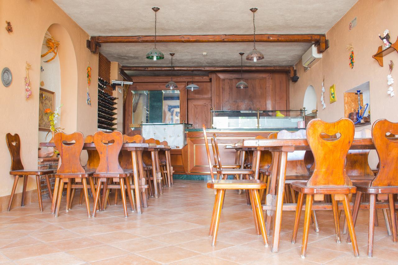 Hotel Il Girasole Бова-Марина Экстерьер фото